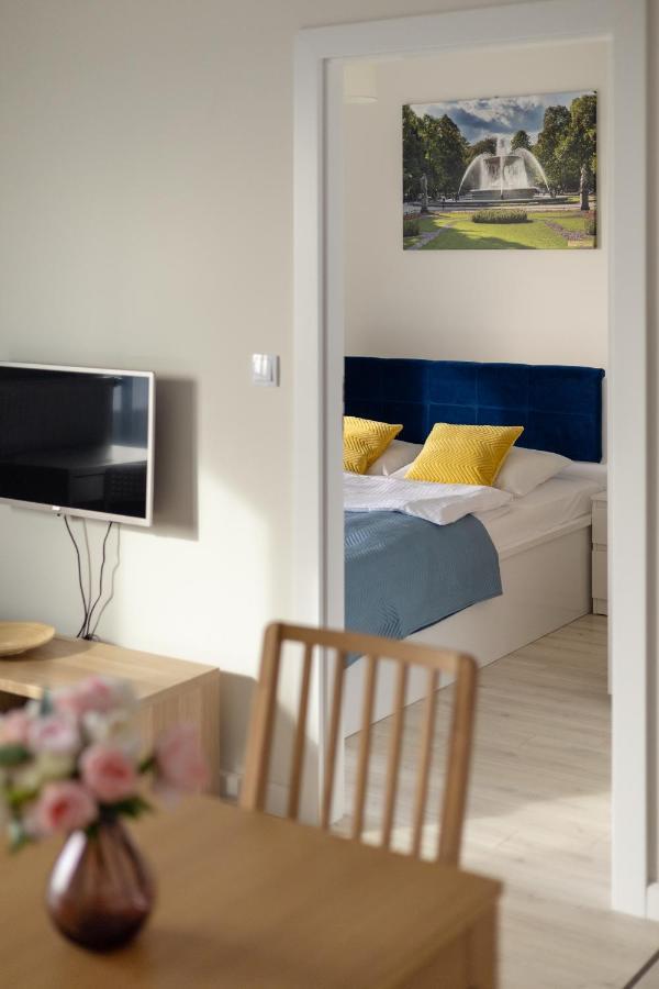 Wola Chic Blue Apartment Varşovia Exterior foto