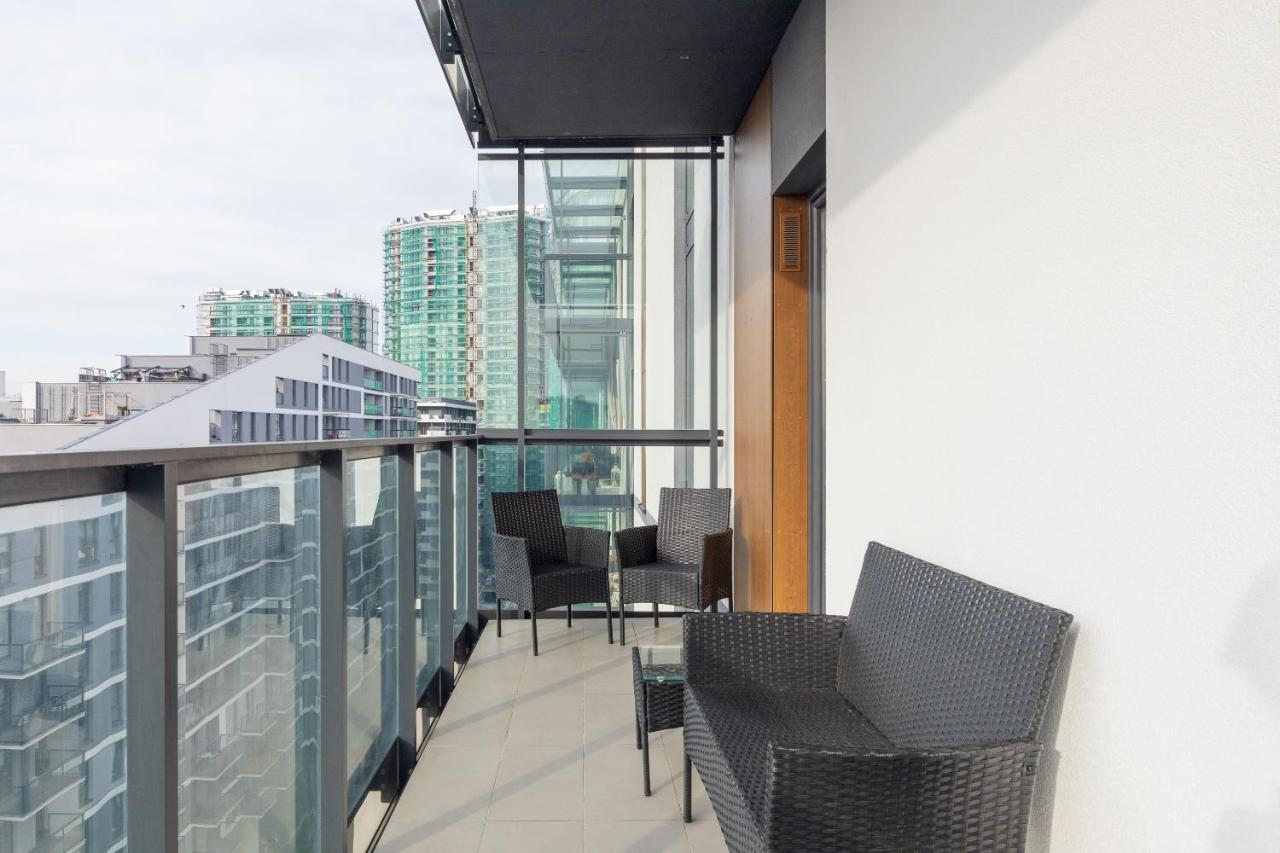Wola Chic Blue Apartment Varşovia Exterior foto